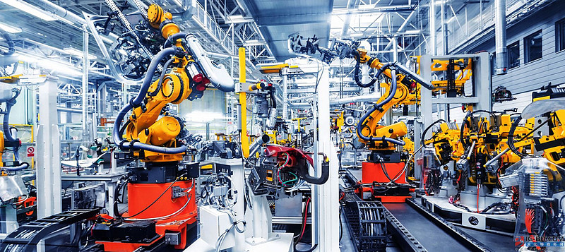 与互联网创新不同,工业技术创新所追求的目的,恰恰是与"自由主义"相对