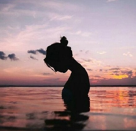 杨雅威:不坚强恰恰是坚强的开始 最近,你有没有和