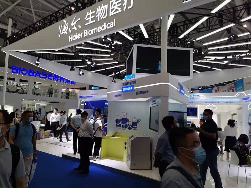 深圳CMEF秋季展有感 这周四周五连续两天逛了深圳CMEF展，主要还是看企业。深圳的展览更像是国内南方企业的展览，国际上知名的大公司比如 ...