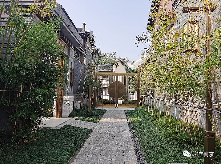 业主崩溃物业费超7万年的泰禾南京院子交付后就这