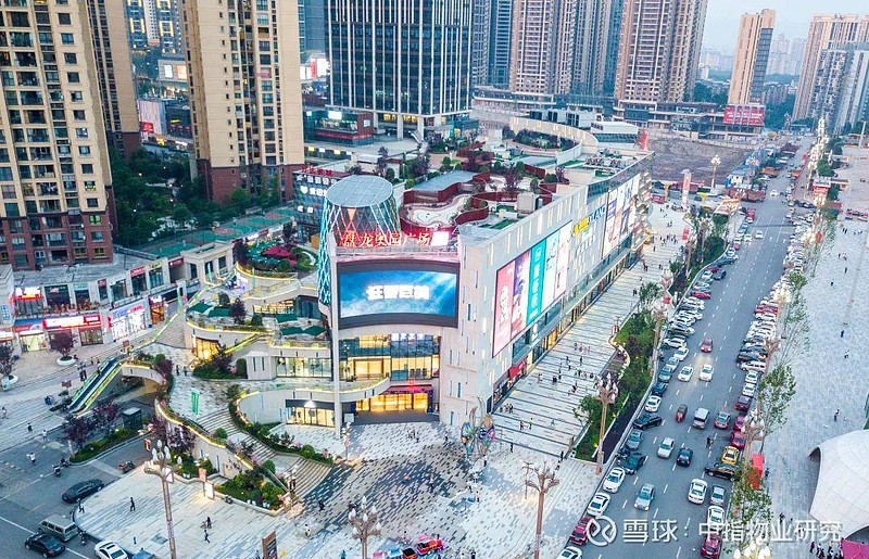 亮相央视新闻直播盘龙奥园广场再现重庆烟火气