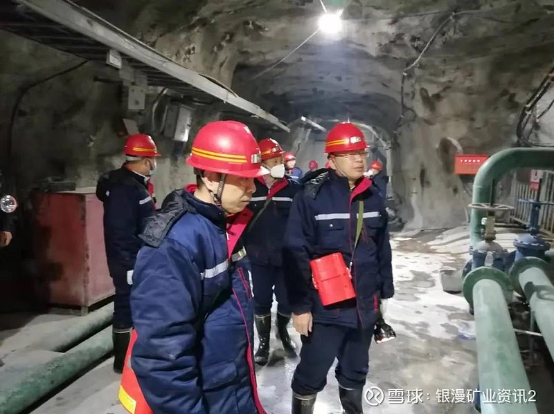 2021年11月29日,内蒙古煤矿安全监察局安全监察一处处长赵春祥一行6人