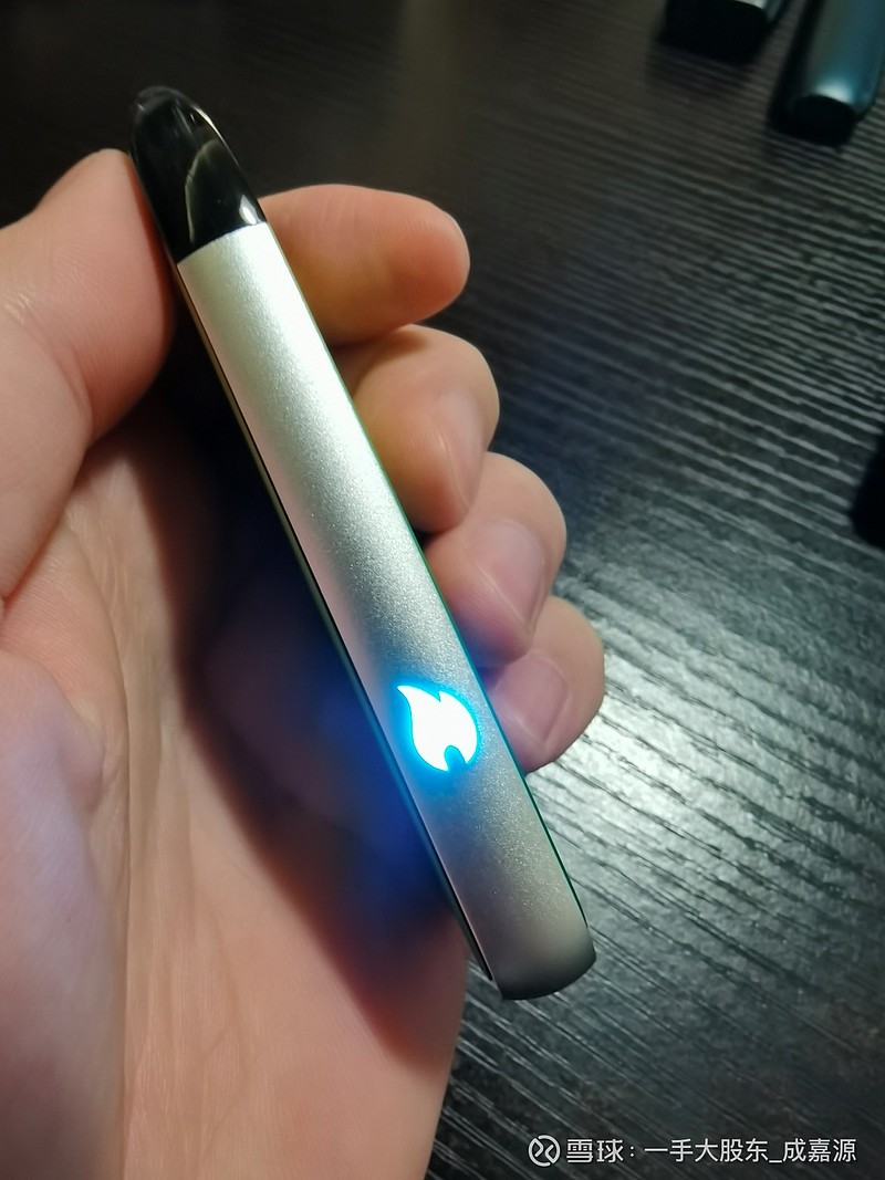 zippo电子烟vazo体验vs悦刻五代和魔笛megapro