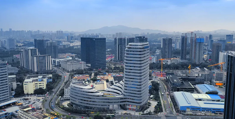 $汇川技术(sz300124)$ 好家伙,新的总部大楼来了个环抱式的藏风纳水