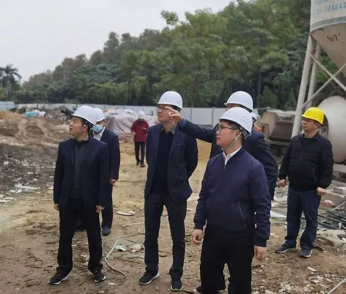 格力电器总裁助理李刚飞,王晓彬一行莅临中山基地视察指导