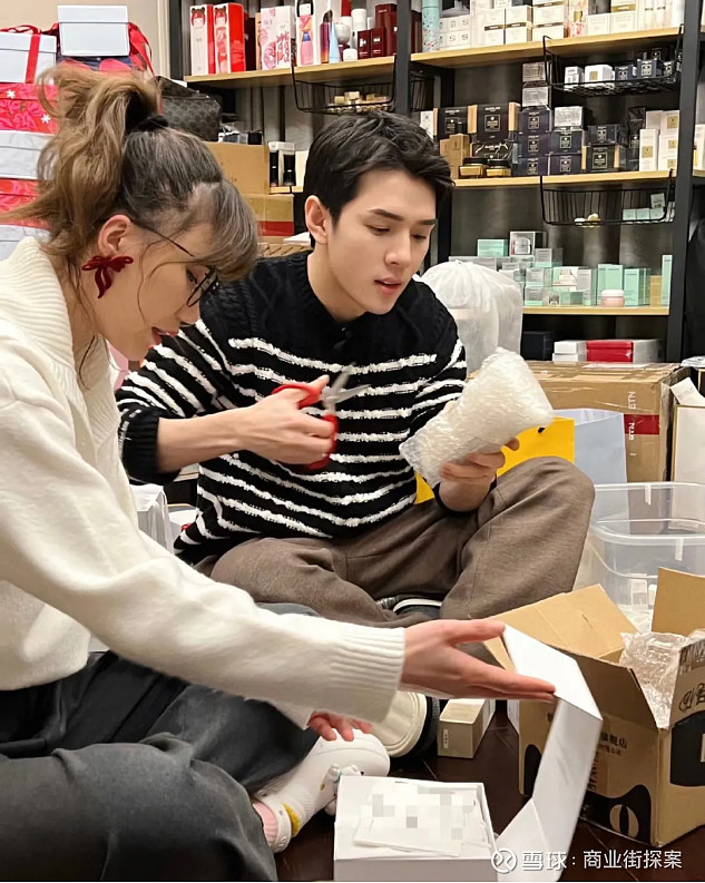 谁创造了李子柒的商业神话微念还是李佳佳