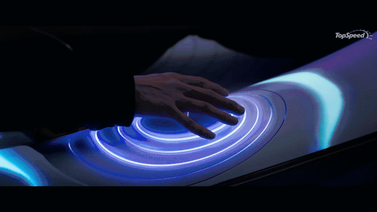 智能表面向声光电一体化演进引领座舱升级