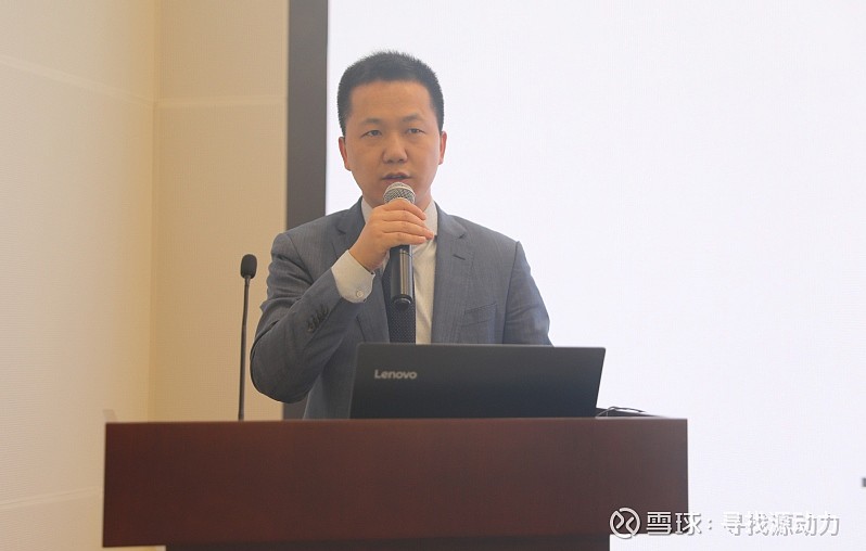 上海第九人民医院科研处处长贾仁兵以"走进临床研究的世界"为题,通过