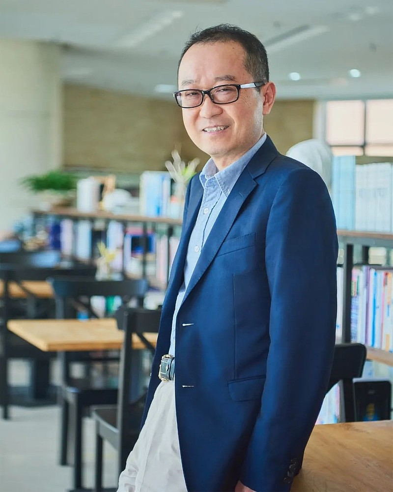 诗化经济学家汪丁丁