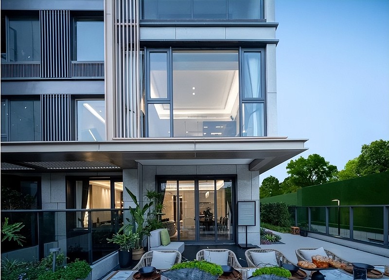 荣耀再登峯登云湖蝉联福州别墅销冠