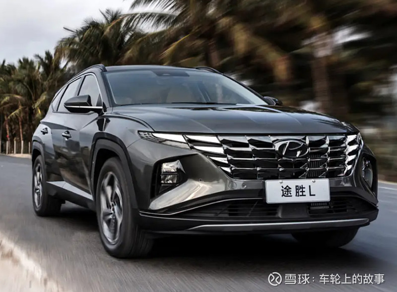 还记得2015年第三代途胜刚推出的时候,依靠着不错的颜值和定价,俘获