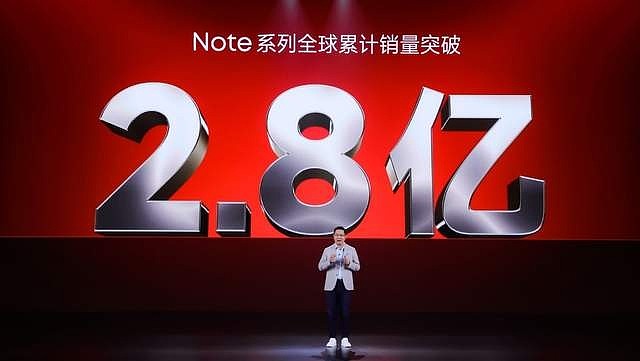 携手阿童木诠释科技与善良，Redmi Note 11T 潮流限定版复刻经典
