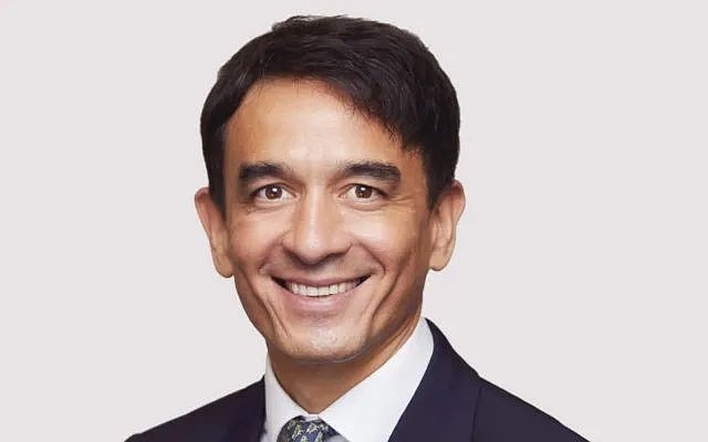 家族财富丨走进船王包玉刚的家族办公室 包玉刚是名副其实的“世界船王”,也是包拯第二十九代嫡系子孙。1955年,包玉刚创建了环球航运集团,BW