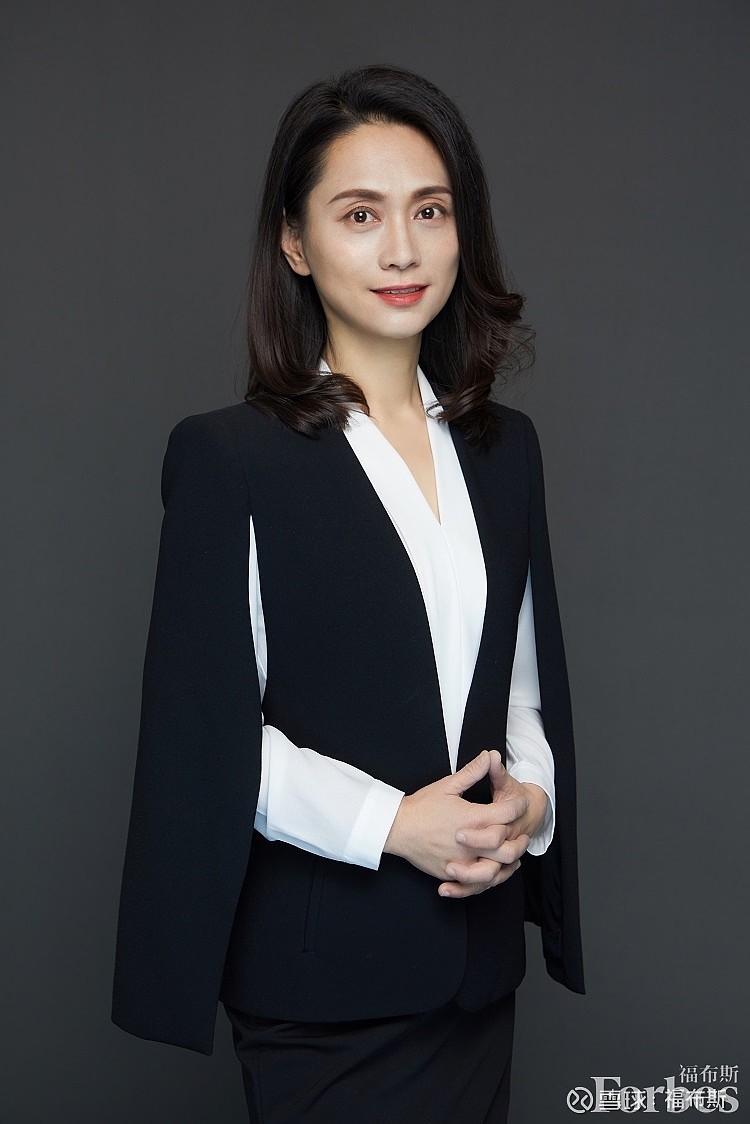 沐曦彭莉用硬核实力打造下一代算力基石2022中国科技女性