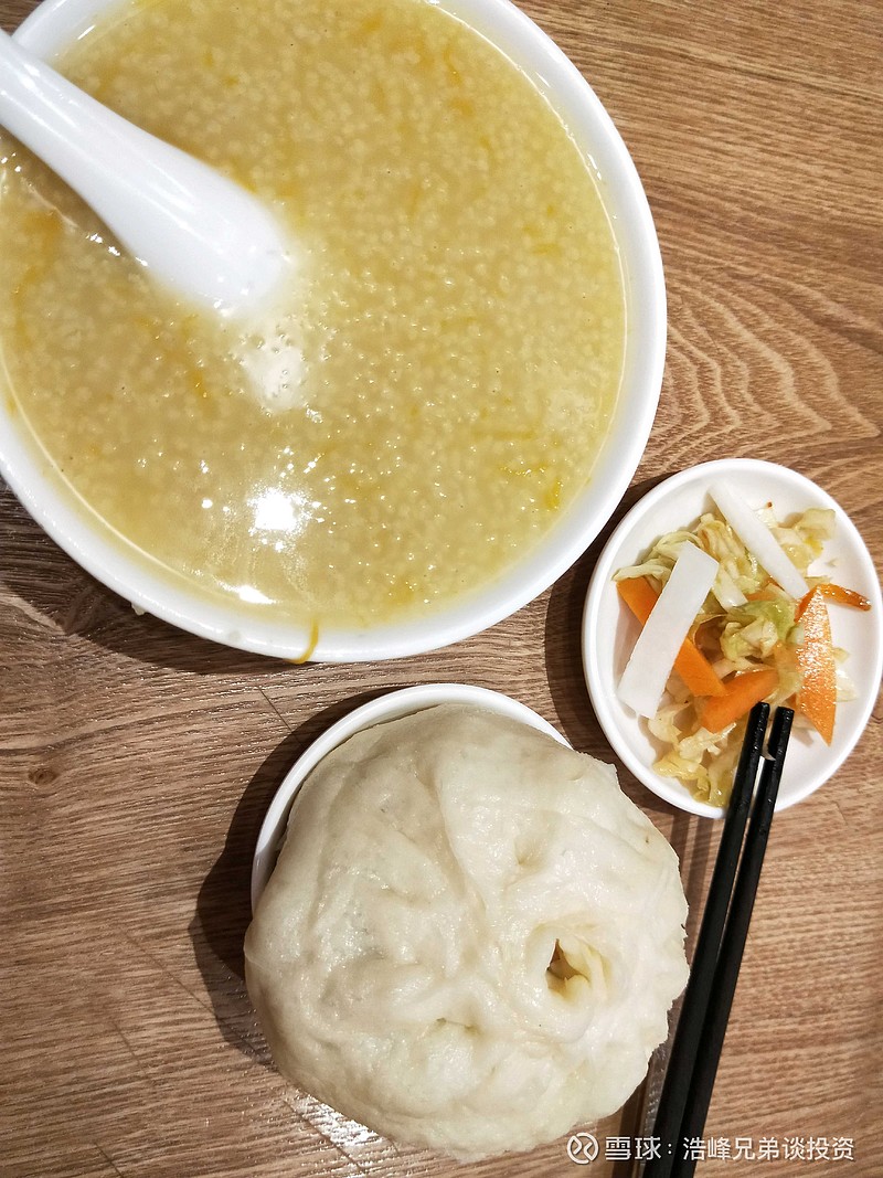 稀饭包子早餐图片真实图片