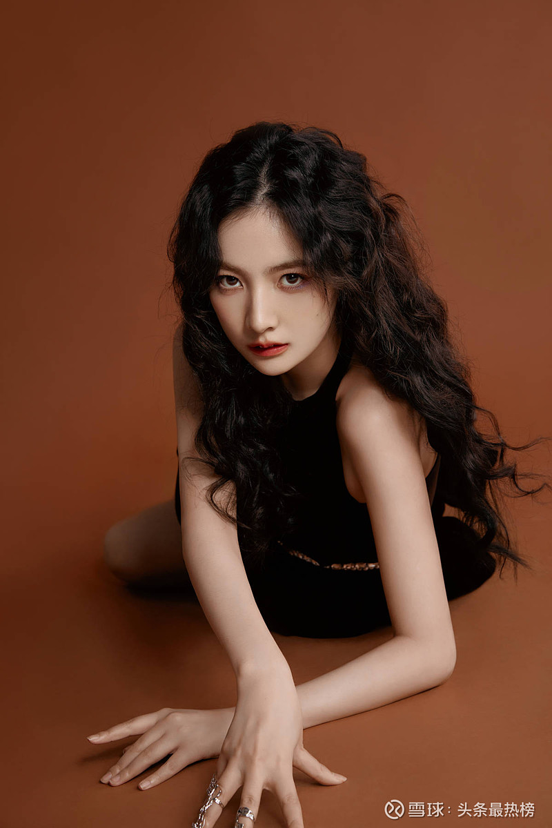 旗下大型青春女团snh48二期生成员赵粤从硬