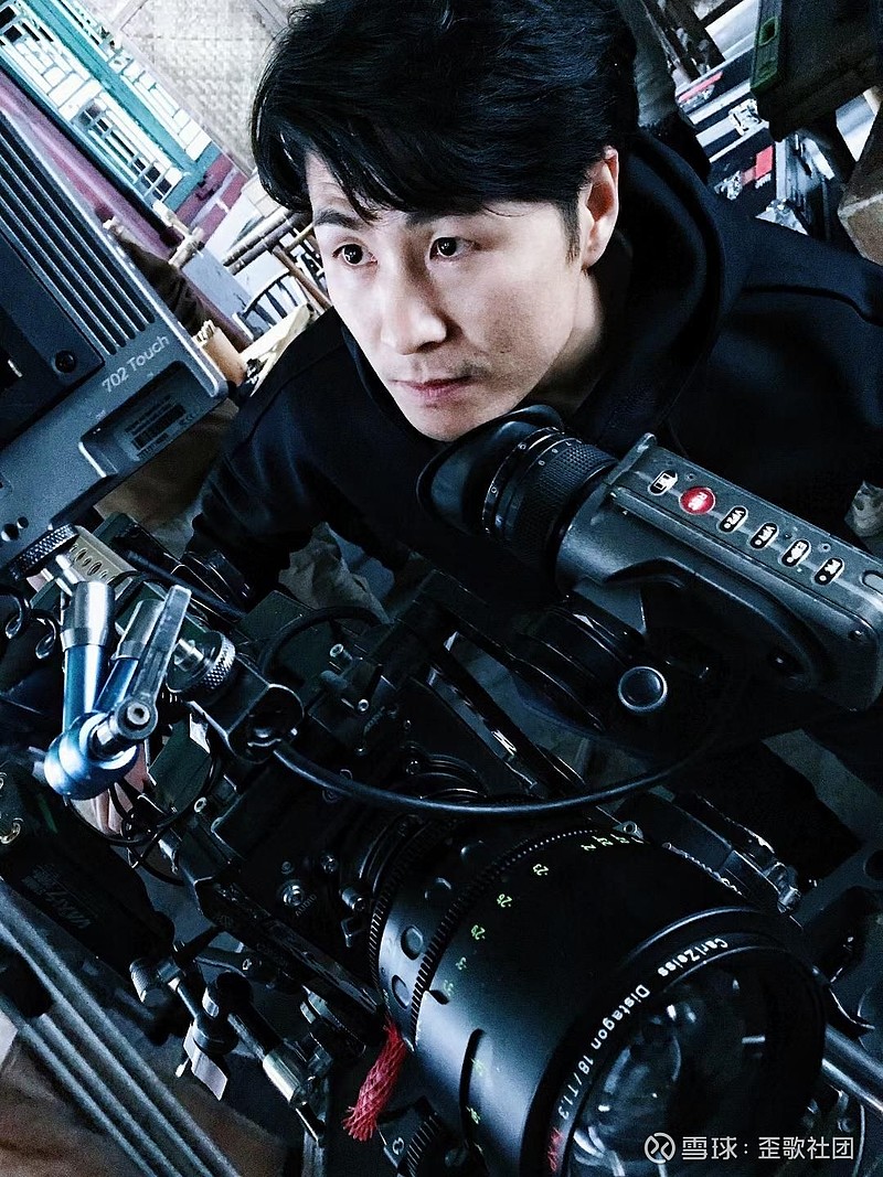 著名新生代导演王强与影星张世玉合作多部电影,均以搞笑诙谐见常,曾经