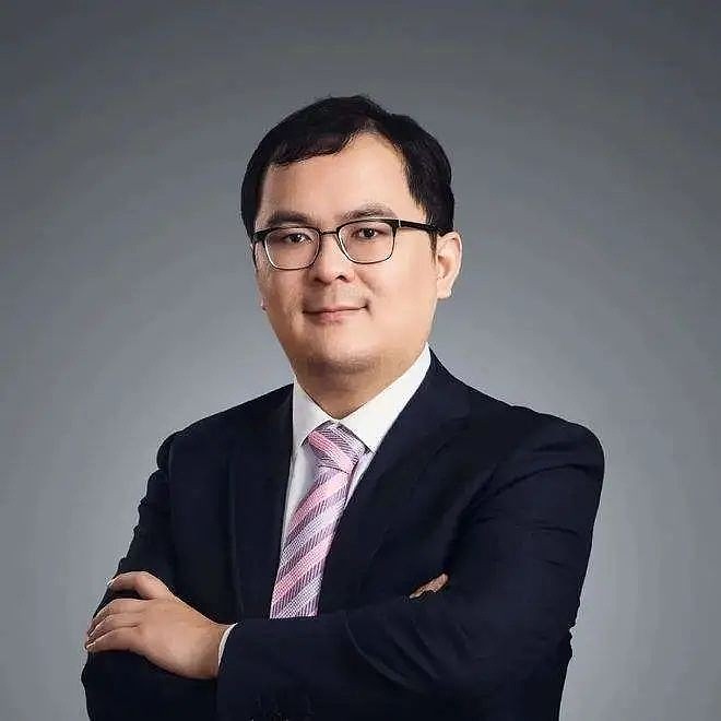 万家基金李文宾：寻找基本面+市场+周期共振的投资机会 在和李文宾交流完后，刚刚对于李文宾的印象只有一个词就是：大将之风何谓大将之风，孙子兵法 ...