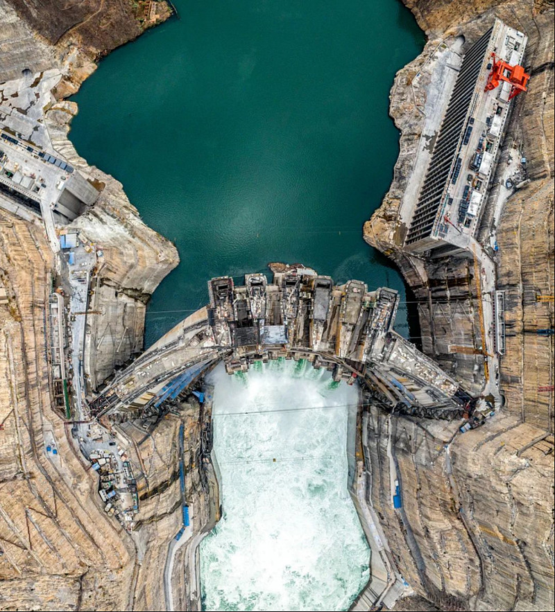 1.葛洲坝水电站2.三峡水利枢纽工程3.