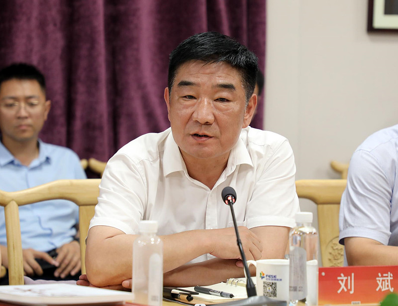 姜宁谈到,目前泰安上下都在按照市委提出的"登高望远,奋勇争先"的要求