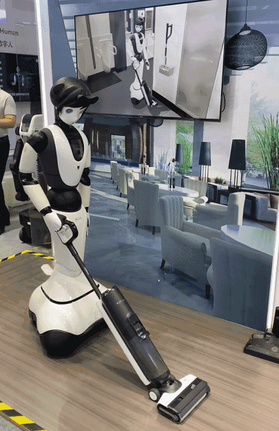 01达闼亮相 waic2022柔美人形机器人成全场焦点