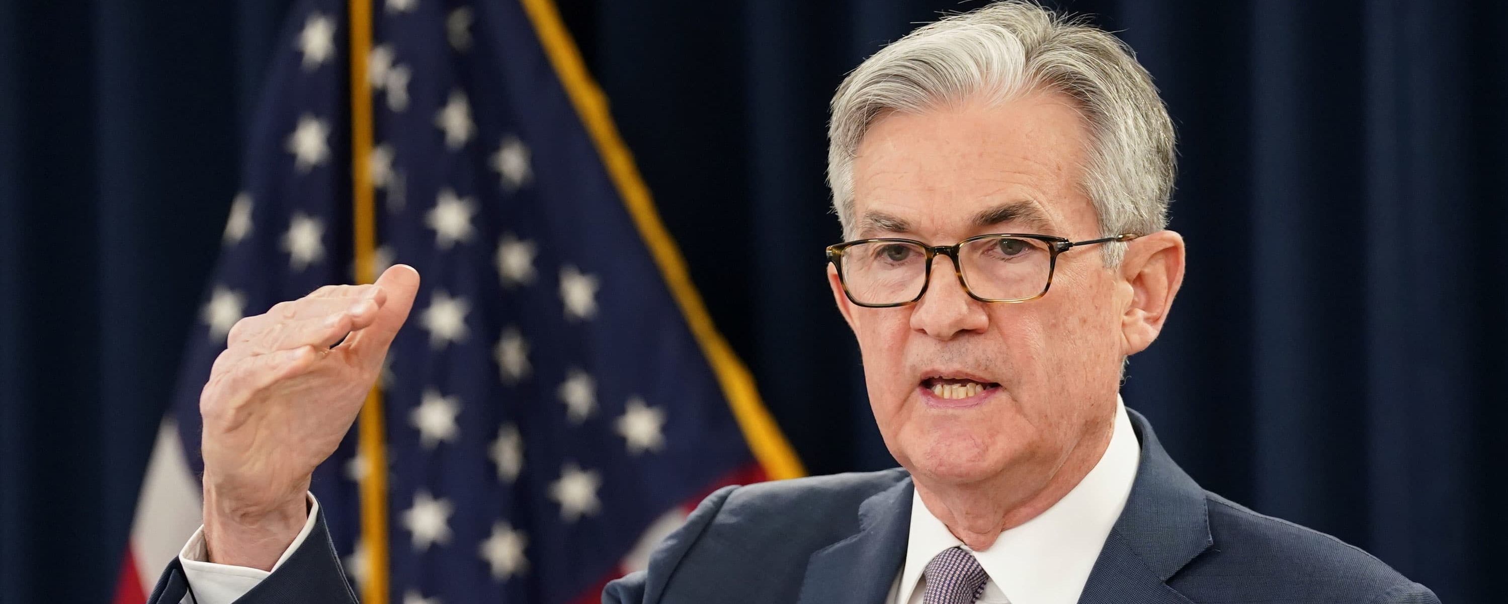 吓崩美股！美联储主席在全球央行年会的讲话全文（中英文对照，附解读） 摘要：8月26日美联储主席鲍威尔在全球央行年会上进行了8分钟的发言，强调了美联储 抗击通胀的决心。鲍威尔的鹰派的发言吓崩了...