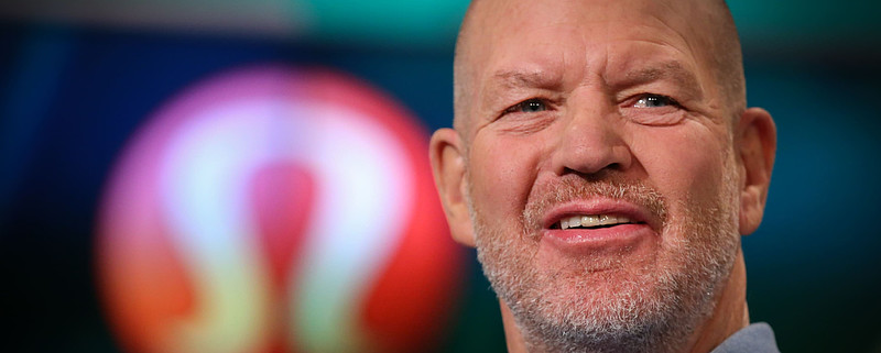 lululemon创始人奇普·威尔森除了在服装市场上非常成功以外,他还