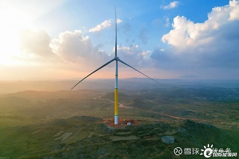 800mw！我国山地风电最大单机容量风机投运 11月11日13时58分，云南省级重点工程——国家电投云南国际富源西风电项目首台风电机组成功并网 