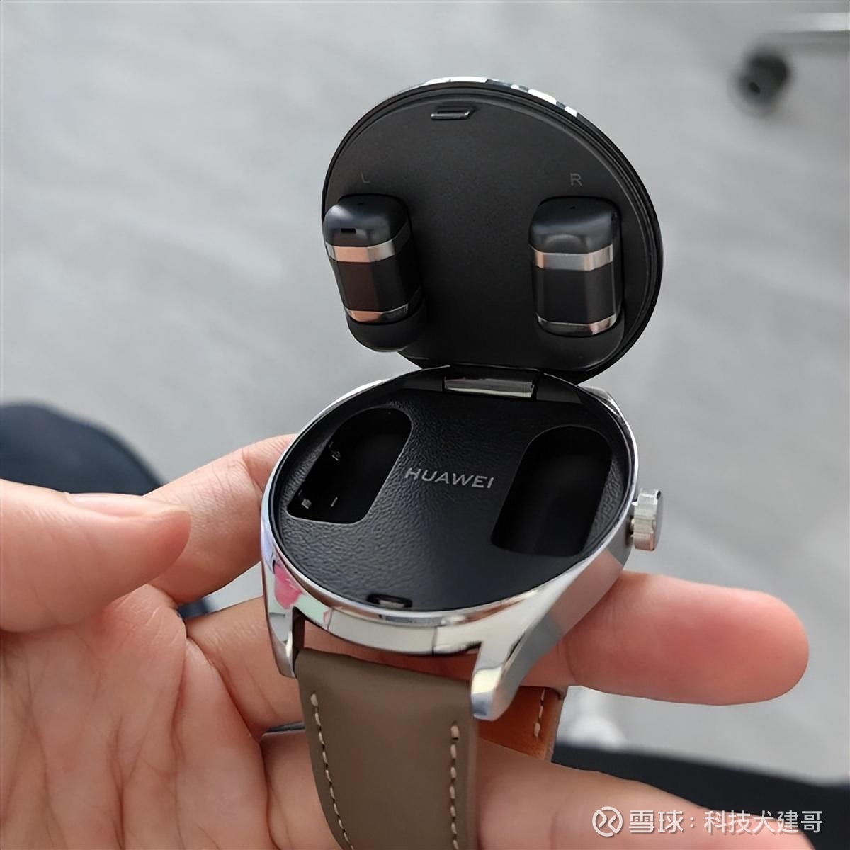 新品未開封！イヤホン内蔵スマートウォッチHUAWEI WATCH Buds 黑HUAWEIWATCHBuds