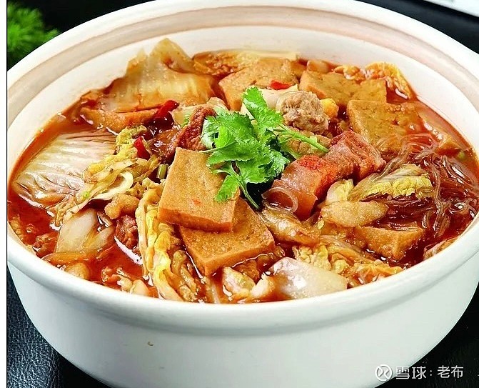 大烩菜里萝卜白菜豆腐粉条是灵魂,缺一.