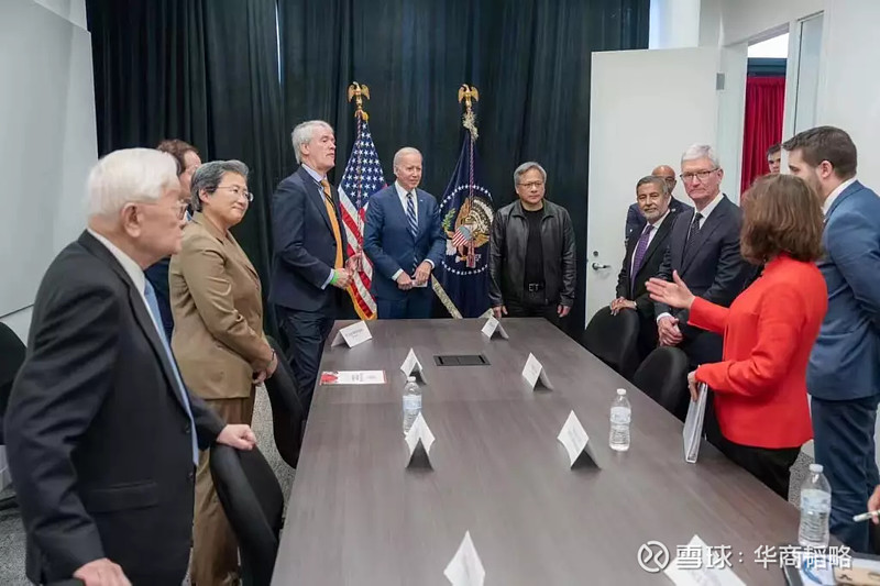 卡住中国芯片的，竟然是中国华人？ 文 | 华商韬略 600 近日，在 台积电 美国工厂建成开业的典礼上，半导体芯片相关企业高管及美国政要在内的 ...