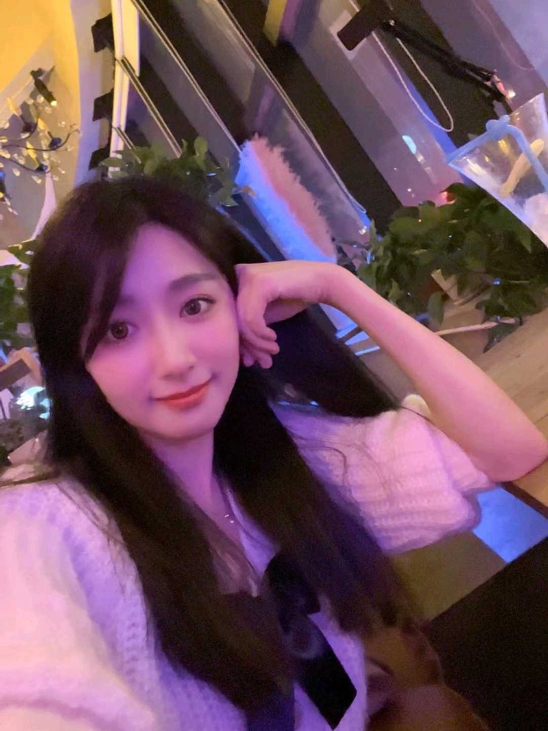 高瓴、高毅，瑞银、 巴克莱、 摩根大通、易方达、景顺那些对某些股票的神奇高位增发价对比长江电力20块增发价就知道...