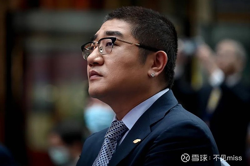 CFO接班互联网 5月11日， 京东集团 对外宣布，京东集团CFO许冉升任CEO，负责集团各业务的日常运营和协同发展，向京东集团董事会及主 ...