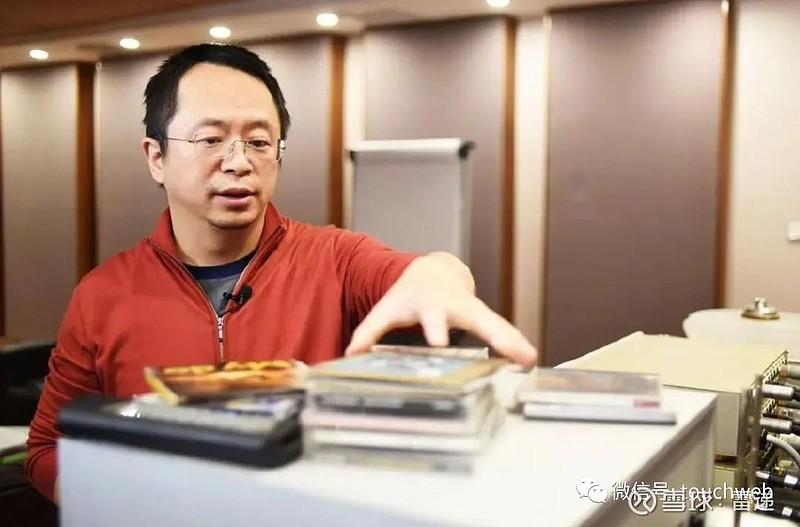 周鸿祎向前妻胡欢转让360公司6.25%股权，价值67亿 雷递网 乐天 6月7日 三六零安全科技股份有限公司（简称“三六零”，或“360”）于 ...