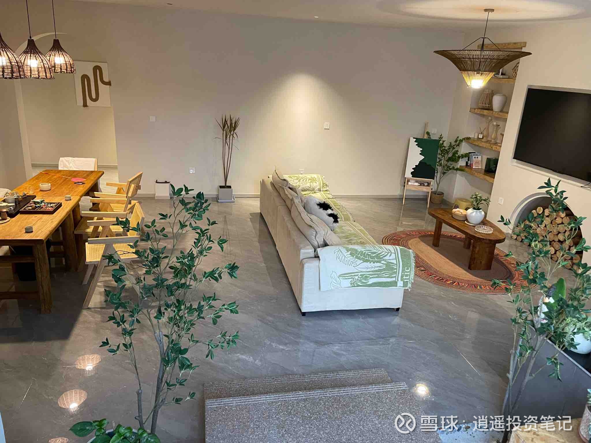 第二次来崂山,这次带了老人和娃,没有去景区,直接从仰口,沿着崂山海边公路来回开了40公里,风景很棒,晚上住的民宿,一边是... - 雪球