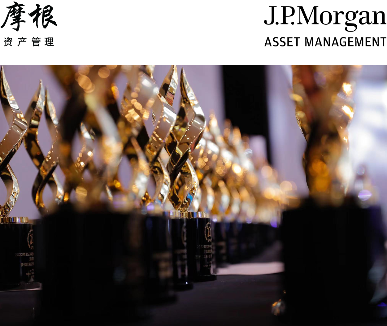 6年11座金牛奖，市占率超7成！摩根资产管理互认基金业务再获殊荣近日，摩根亚洲股息基金荣获《中国证券报》颁发的“三年期金牛海外互认基金”大奖！这不是 摩根亚洲股息基金第一次获得金牛奖，早...