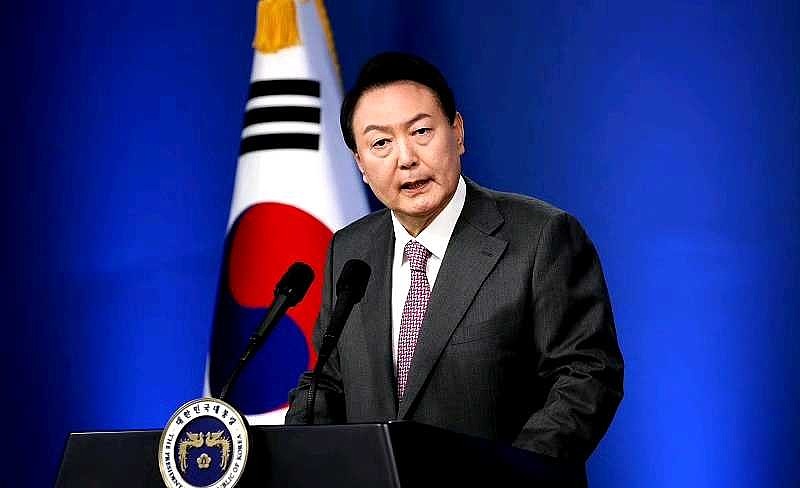 韩联社报道韩国总统尹锡悦在接受英媒专访时表示朝鲜向俄罗斯提供武器