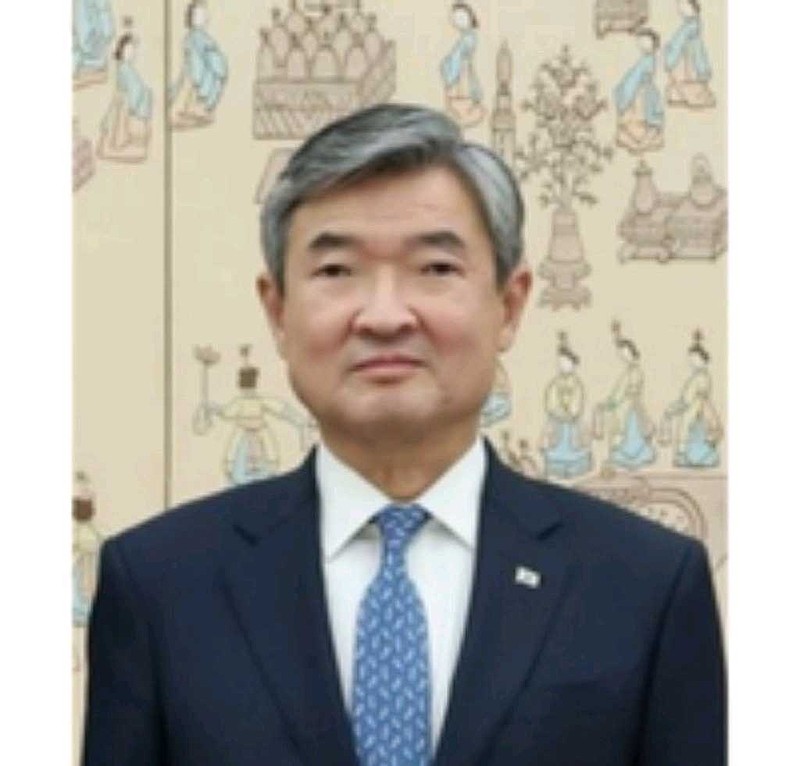 前韩国驻美国大使赵太庸今天就任韩国国家情报院新任院长，赵太庸声称，美中战略竞争是韩国面临的主要外交安全问题之一。—— 这... 雪球