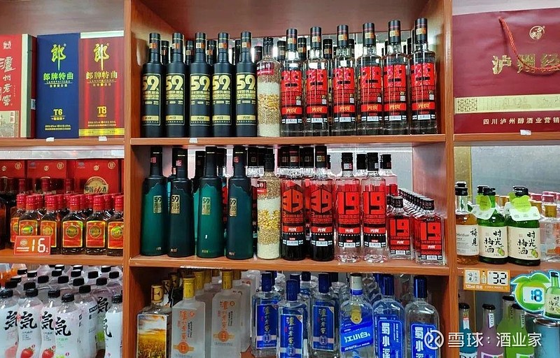 光瓶酒赛道逆势扩容:搏杀低价格带 文丨 酒业家团队(id:jiuyejia360)