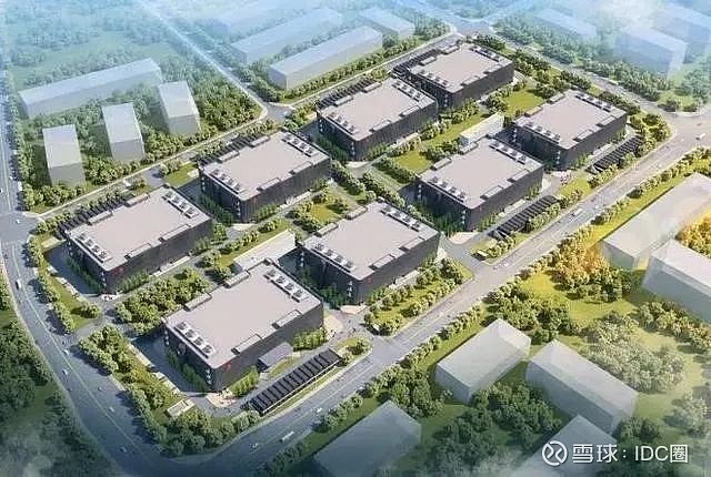 总投资超100亿元,总机柜容量3.2万架,又一大规模智算中心将3月上线 近日,润泽(西南)国际信息港项目两栋数十米高、单体建筑面积逾 3万平方 ...