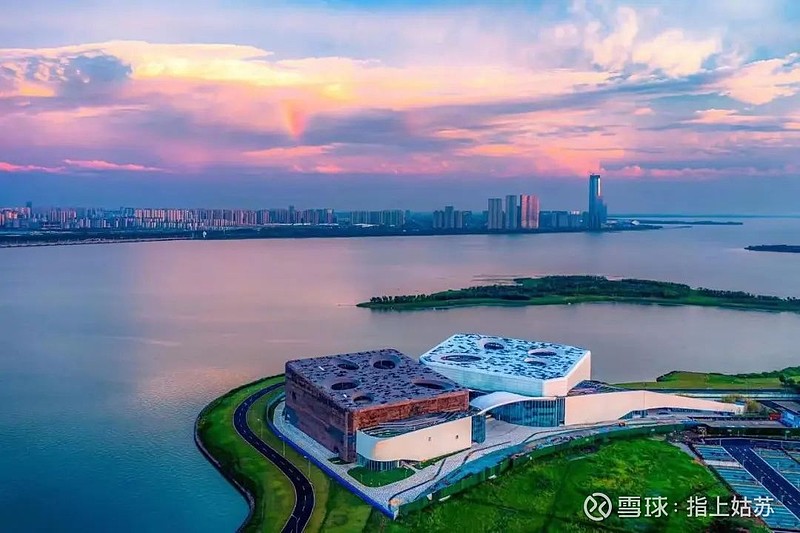 正式官宣!连续三场 吴中太湖新城迎新烟花秀来了! 火树银花辞旧岁流光溢彩迎新年吴中太湖新城携手吴江太湖新城共同举办“双区联动 炫燃湾上风华 ...