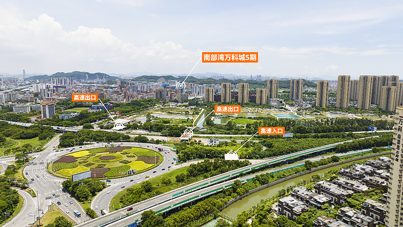 约2km直达虎门东站,乘坐穗深城际往南3站到深圳,5站到深圳机场.