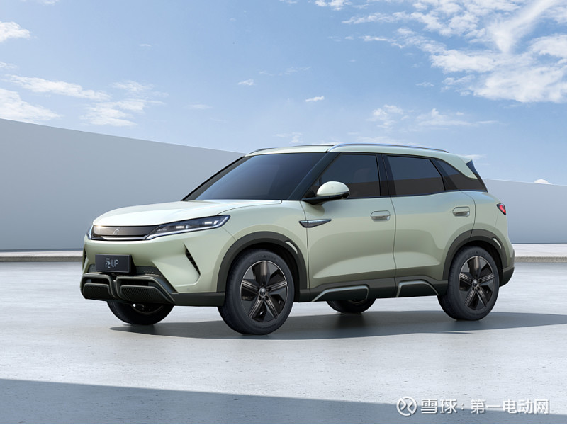 小米su7领衔盘点近期即将上市亮相的重磅新能源车