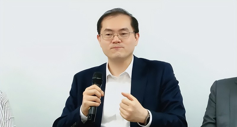 会议特别邀请港股100强研究中心顾问,uweb校长于佳宁