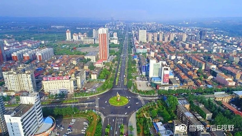 月薪2万的ir去县城募资向小镇贵妇下手了