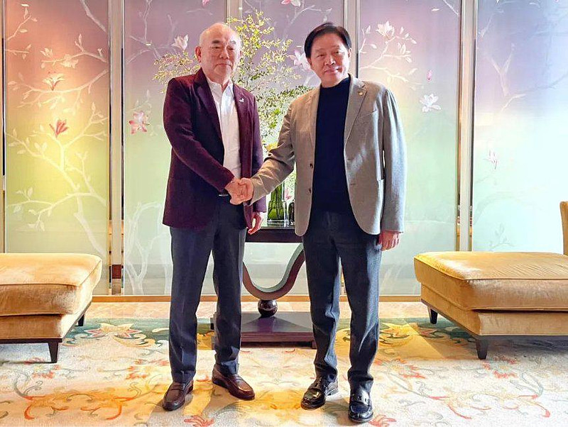 在全球化的浪潮中,国际化合作成为协鑫实施"一体两翼"重大发展战略