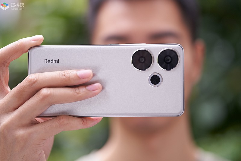 3首发评测:1999元定价卷翻中端市场 redmi一直是手机市场中的价格屠夫