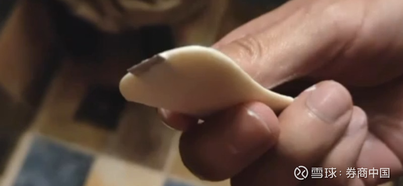 舒肤佳香皂洗出刀片网友称洗澡时差点被34一刀封喉34