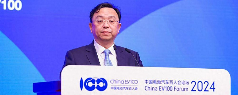新能源市场崛起:燃油车销量下滑,日系品牌退步,新能源汽车渗透率超50%