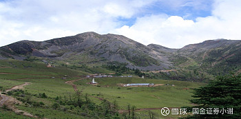 有色产业普朗铜矿是世纪之初我国斑岩铜矿找矿的重大发现之一,矿床